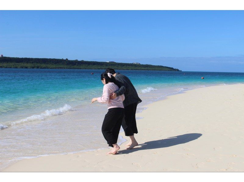 【沖繩，宮古島】接送 ◎ 單眼攝影之旅 <60分鐘> 推薦用於蜜月、週年紀念和情侶 ★の紹介画像