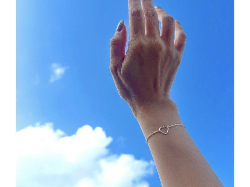 [Okinawa, Miyakojima] A hot topic on social media! The only permanent jewelry experience in Miyakojima ☆ Why not incorporate your memories of Miyakojima into the jewelry that's all the rage worldwide?の紹介画像