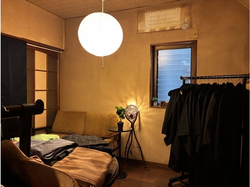 【京都・二条/今出川】本格的な「茶道・書道」体験 ＋ 厳選したヴィンテージ羽織の着衣体験セット（英語対応可能）の紹介画像