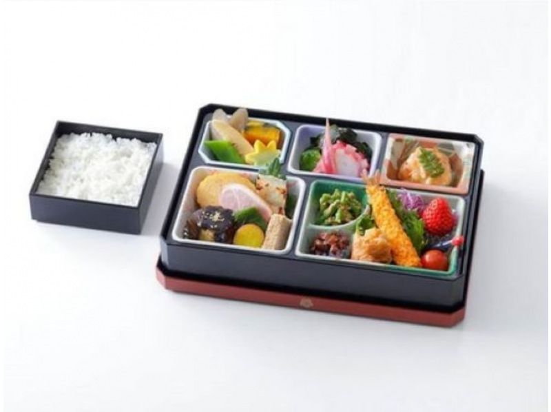 【愛知・名古屋】名古屋港ランチクルーズ！気軽に＜お弁当プラン＞2名様～お申込みOK！の紹介画像