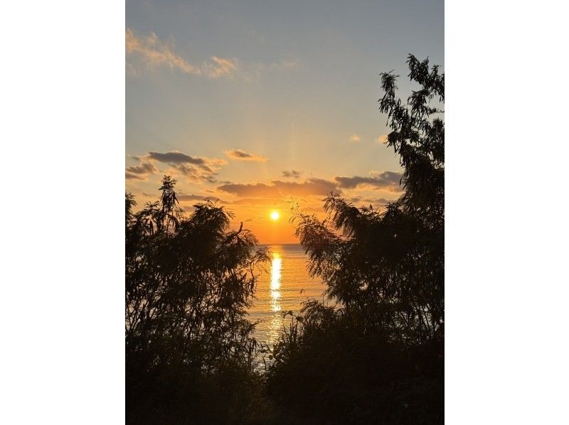 【沖縄・今帰仁村】クリアサップ・クリアカヤック&hellip;天然の水族館を味わえる。泳ぐのが苦手な方も大丈夫！シュノーケル&hellip;近くで鮮やかな竜宮城を体験！の紹介画像