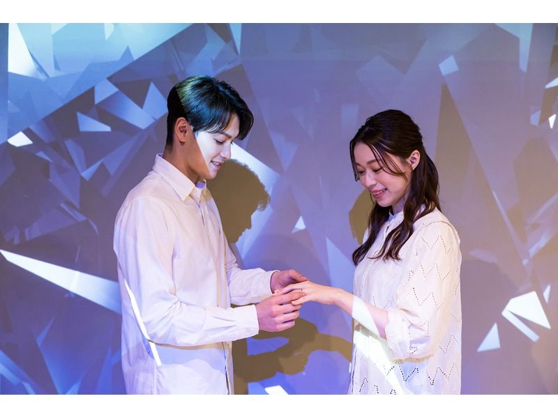 【札幌大通】手作婚戒體驗 | 婚禮當天即可帶回家！在裝飾著投影映射的夢幻工作室中，享受電影般的拍攝體驗。提供2年保固。の紹介画像