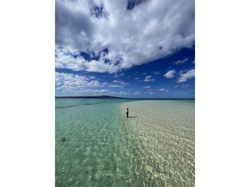 船で行く幻の島上陸＆ウミガメシュノーケリング【半日3時間コース！ウミガメに会える！写真データ無料☆送迎無料☆秘境の島で感動体験！】の紹介画像