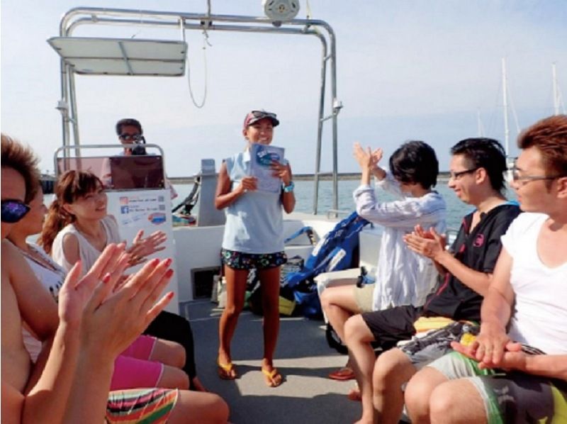 【1000円割引◇6歳～OK】絶景パラセーリング＆ボートシュノーケル／無料撮影サービス付き／カメラ持込OKの紹介画像