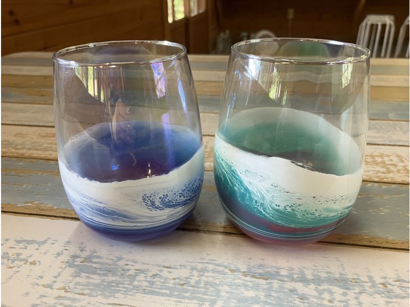 【沖縄・宮古島】波のような模様のグラスが作れる！海レジングラスづくり体験☆の紹介画像