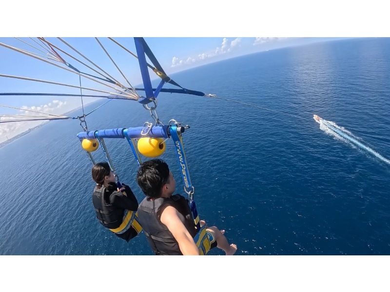 3月1日開始先着32人/1日❤パラセーリング＆青の洞窟シュノーケル❤️GoPro無料写真動画すぐスマホ❤️無料タオル餌あげの紹介画像