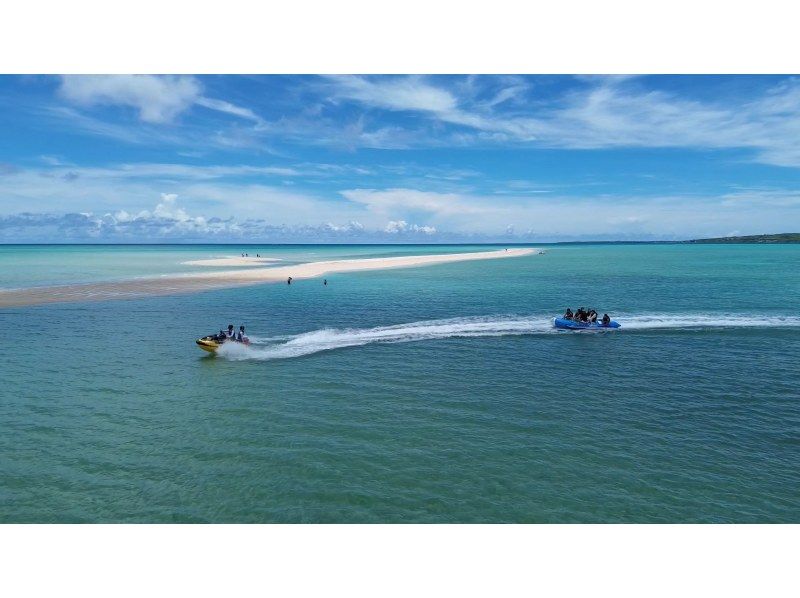 【宮古島】〈バナナボートクルージング〉スリル満点！宮古の海を満喫！【写真データ/直前予約OK！の紹介画像