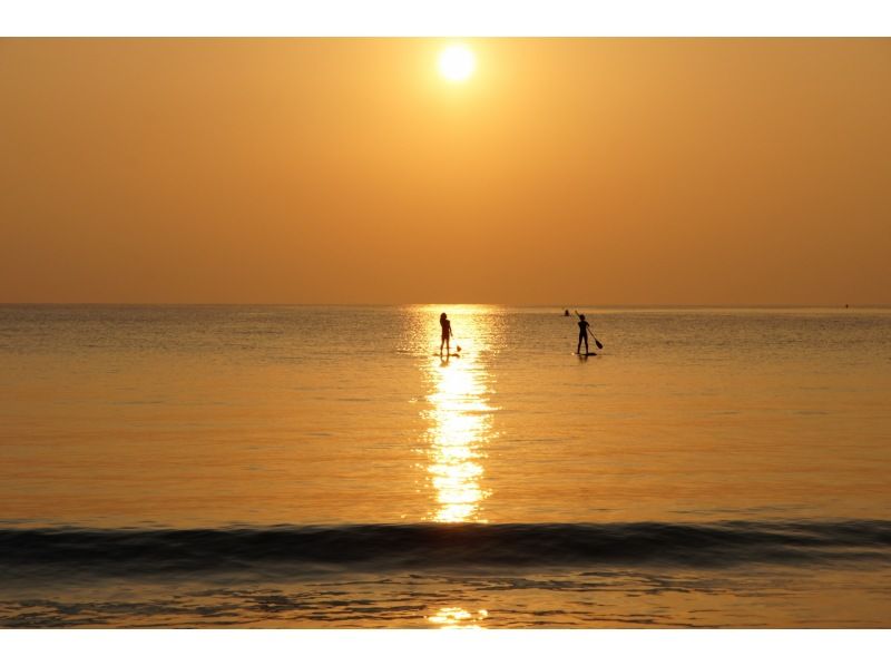  【宮古島】〈サンセットSUPクルーズ〉宮古No.1【写真データ/レンタル無料】直前予約OK！の紹介画像