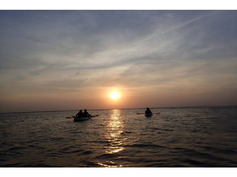 【宮古島】〈サンセットカヤッククルーズ〉宮古No.1【写真データ/レンタル無料】直前予約OK！の紹介画像