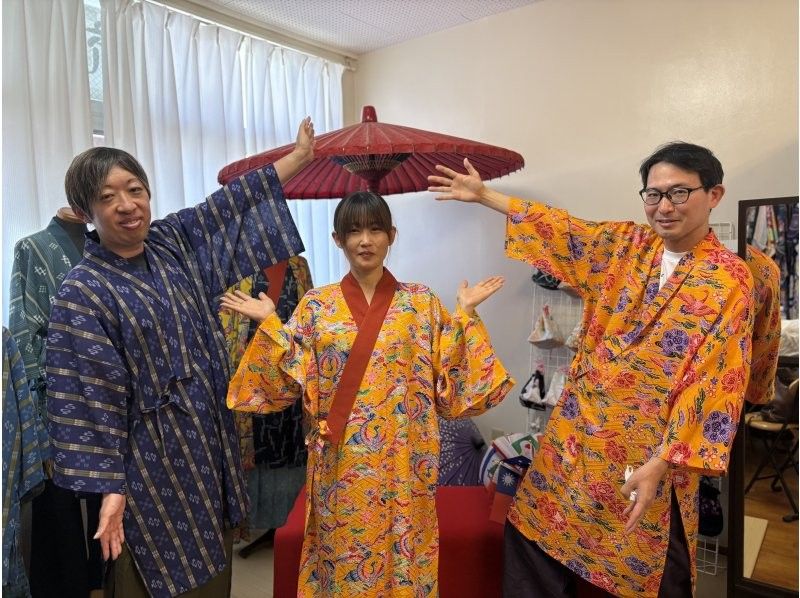 【沖縄・那覇】気軽に短時間で琉装体験！オリジナル琉装レンタル「シンプルプラン」の紹介画像