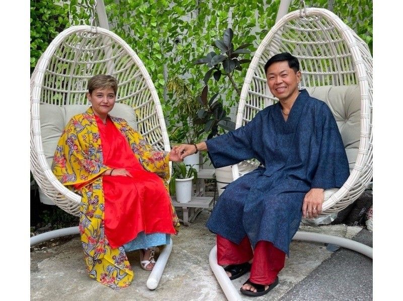 【沖縄・那覇】琉装で沖縄の街を歩こう！オリジナル琉装レンタル「1日楽しめる長時間プラン」の紹介画像