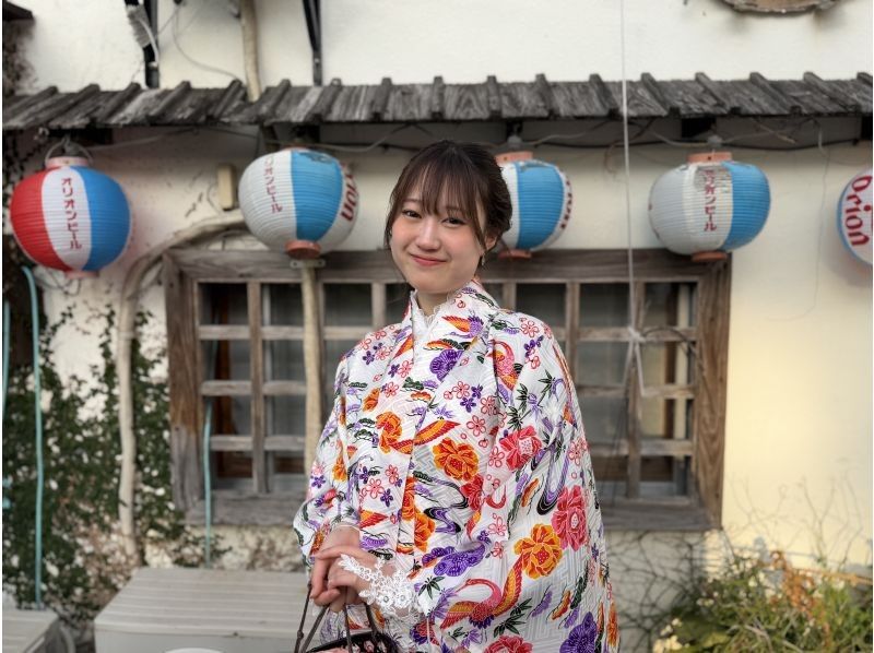 【沖縄・那覇】琉装で沖縄の街を歩こう！オリジナル琉装レンタル「1日楽しめる長時間プラン」の紹介画像