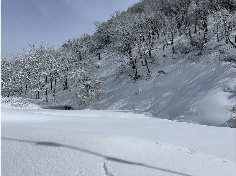【秋田・羽後町】太平山スノートレッキング〜未踏の絶景と雪国の暮らしを味わう！の紹介画像