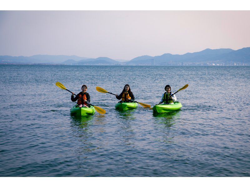 【滋賀｜大津】びわ湖カヤック体験パス｜最大3時間！初心者・カップル・ファミリーにおすすめの紹介画像