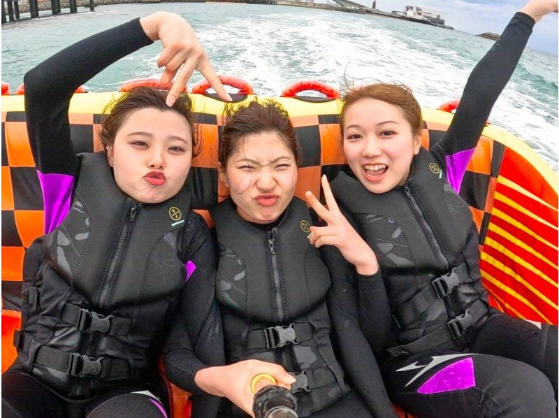 ②【沖縄・那覇】新規OPEN記念‼️今だけお得な割引キャンペーン開催中❣️ 当日予約OK‼️現地で2種選べるバナナボートプラン❤️の紹介画像