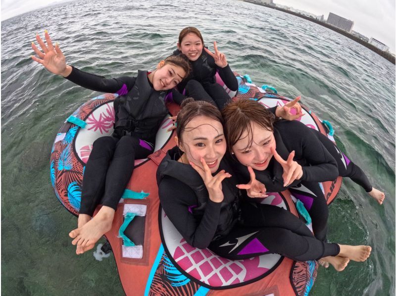 ①【宜野湾・北谷】新規OPEN記念‼️今だけお得な割引キャンペーン開催中❣️ 当日予約OK♪現地で1種選べるバナナボートプラン❤️の紹介画像