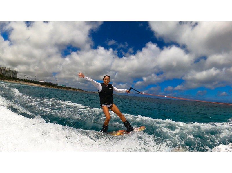 ⑤【沖縄・那覇】新規OPEN記念‼️今だけお得な割引開催中❣️当日予約OK♪選べる2種‼️フライボード&バナナボート満喫プラン❤️の紹介画像