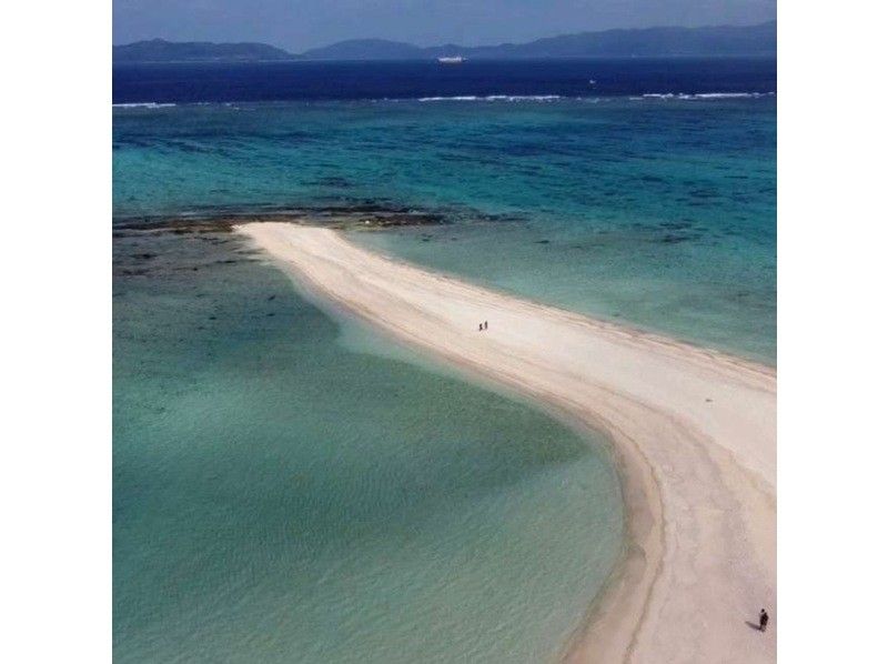 【沖縄・石垣島】少人数制初心者でも安心！幻の島上陸＆お魚珊瑚シュノーケルツアー（0歳～85歳）当日予約OK・送迎あり・ツアーデータプレゼントの紹介画像