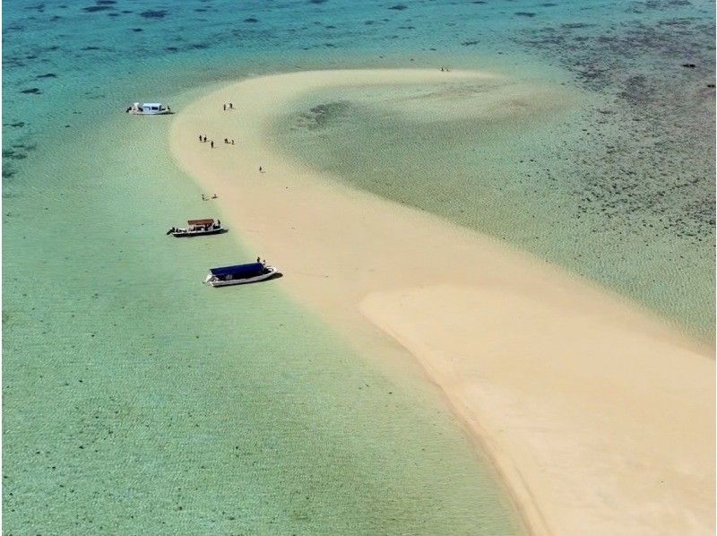 【沖縄・石垣島】少人数制初心者でも安心！幻の島上陸＆お魚珊瑚シュノーケルツアー（0歳～85歳）当日予約OK・送迎あり・ツアーデータプレゼントの紹介画像