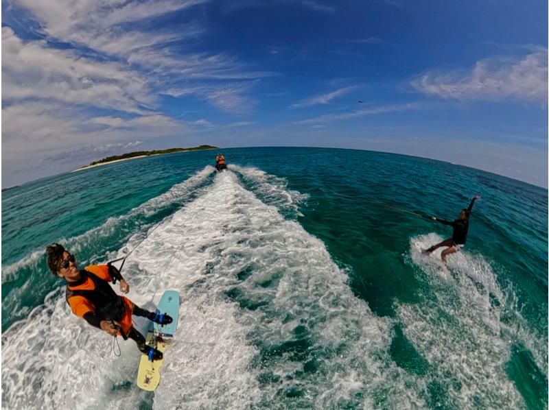 ⑥【宜野湾・北谷】新規OPEN記念‼️今だけお得な割引開催中❣️現地で２種チョイス‼️空中浮遊フライボード・海を滑るウェイクボード❤️の紹介画像