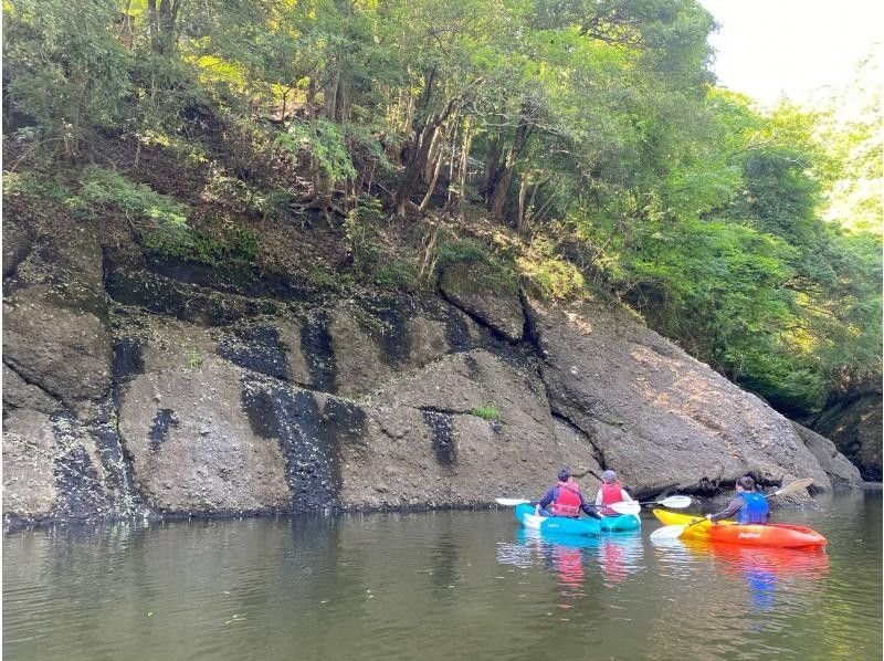 【竜神カヤック】茨城県北自然遺産、竜神渓谷の自然美とダイナミックな竜神バンジーを湖面から楽しむカヤック体験ツアー【初心者～・初期講習あり】の紹介画像