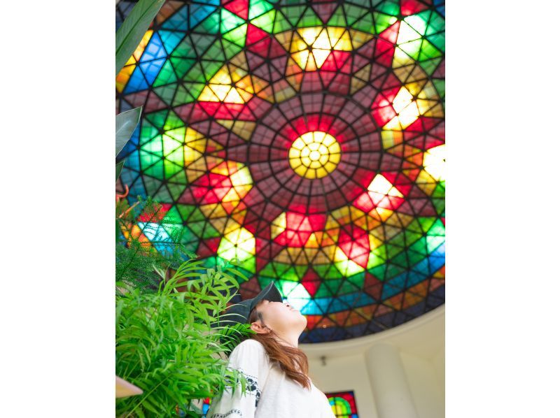 2026年4月～2026年9月【沖縄本島】那覇午後発　ガンガラーの谷ガイドツアー＆琉球ガラス村へご案内　南部観光半日バスツアーの紹介画像