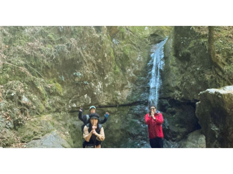 【東京・青梅】御岳山ハイキング・神秘のロックガーデンと天空の神社巡り！沢沿いで至福のコーヒータイム付の紹介画像