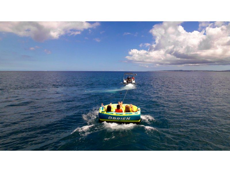 【沖縄・宜野湾市】マリンスリルパック〜マーブル・スリラー・バナナボート(20分)  4名様以上のグループ特別価格！那覇空港から車で約30分の紹介画像