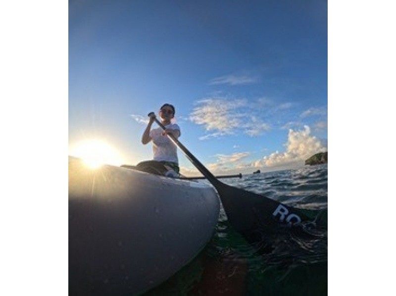 【沖縄・青の洞窟＆ザネー浜】大人気☆SUPクルージング＆体験ダイビングセットプラン☆ ツアー中の写真撮影無料！全てコミコミ安心価格！の紹介画像