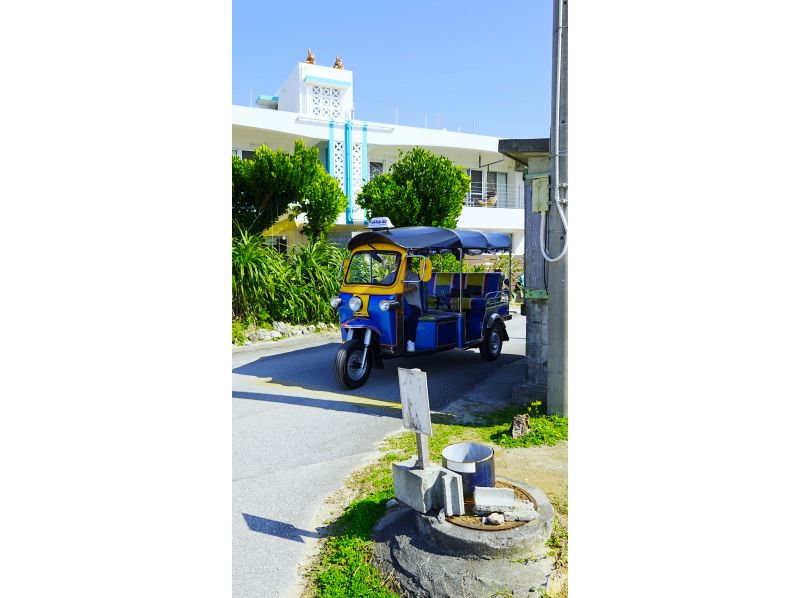 【沖縄・本部町】海と風を感じるトゥクトゥク体験｜3時間〜24時間レンタル・普通免許(AT限定可)OK・美ら海水族館近く！の紹介画像