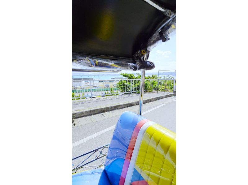 【沖縄・本部町】海と風を感じるトゥクトゥク体験｜3時間〜24時間レンタル・普通免許(AT限定可)OK・美ら海水族館近く！の紹介画像