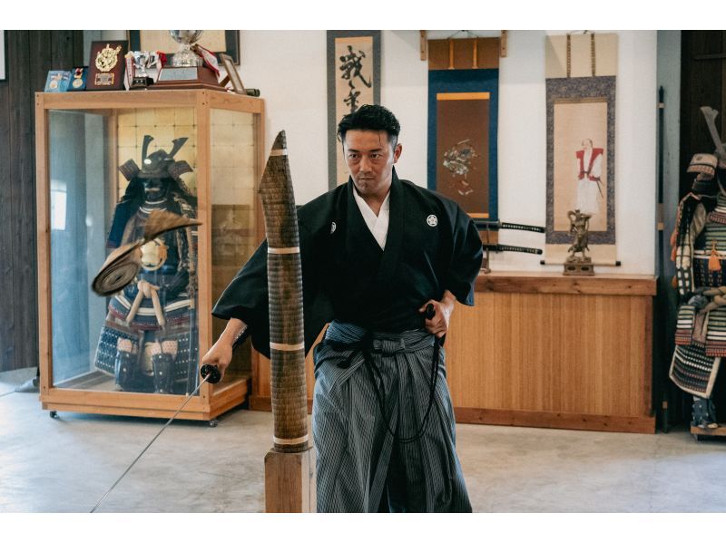 ３名以上参加プラン【香川・侍体験道場】約90分　模造刀を使った試斬本格侍体験入門コースの紹介画像
