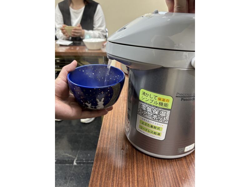 【宮城・仙台】＜茶筅＆抹茶のお土産付き＞正座不要！老舗茶道具店で学ぶお抹茶の点て方1dayレッスンの紹介画像