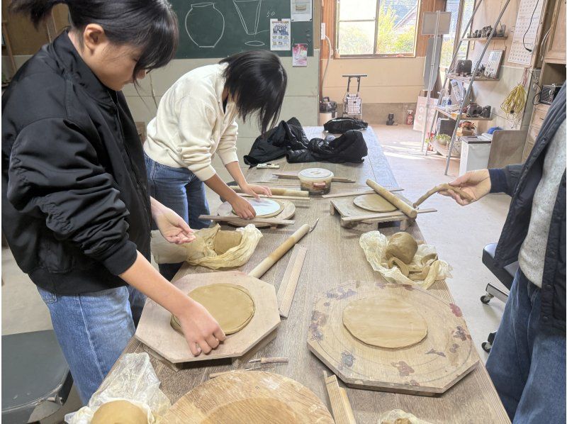 【長崎・波佐見】手びねり陶芸体験〜お子様や初めての方も楽しめます！（ハウステンボスまで約20分）の紹介画像