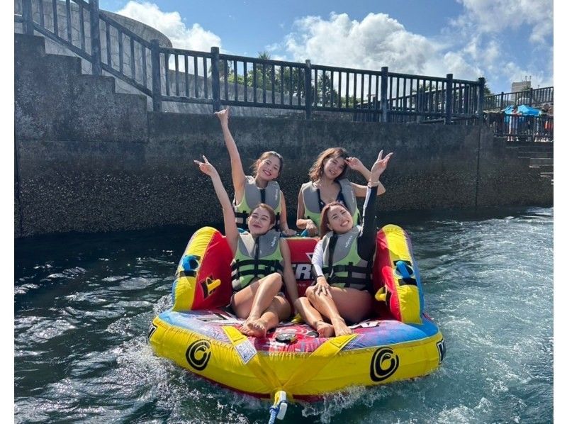 【沖縄・那覇・宜野湾】フライボード、バナナボート、ジェットスキーなどお好きなアクテビティを『2種』当日現地でチョイス！の紹介画像