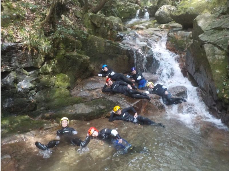 【岐阜県　奥長良川】滝巡りシャワークライミング★1組限定★　　　☆20滝を乗り越えろ！！滝だらけの映え映えスポット満載☆の紹介画像