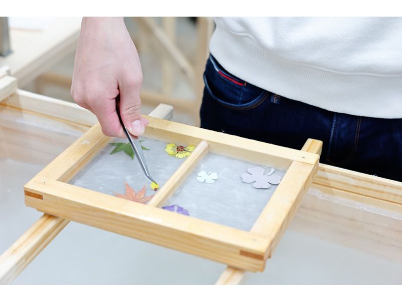 【神奈川・箱根】紙漉き体験〜世界でたった一つのオリジナル和紙を作ろう（箱根湯本駅より徒歩5分）の紹介画像