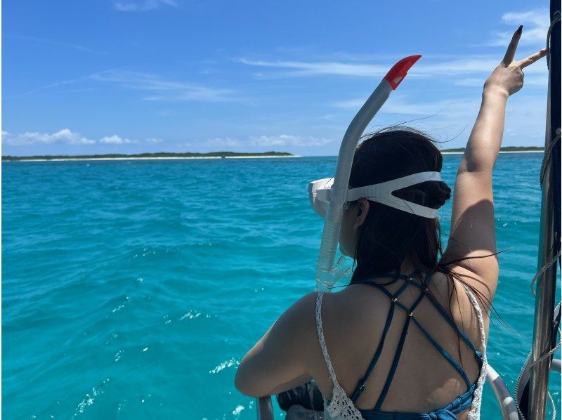 【石垣島/1日】期間限定学割！幻の島&times;ウミガメシュノーケル&times;絶景川平湾クリアサップ or クリアカヤック体験｜写真＆送迎無料の紹介画像