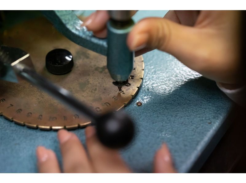 【仙台駅前・完全貸切】ペアリング手作り体験（70分～90分）お洒落なジュエリー工房で2人だけの思い出を♪の紹介画像