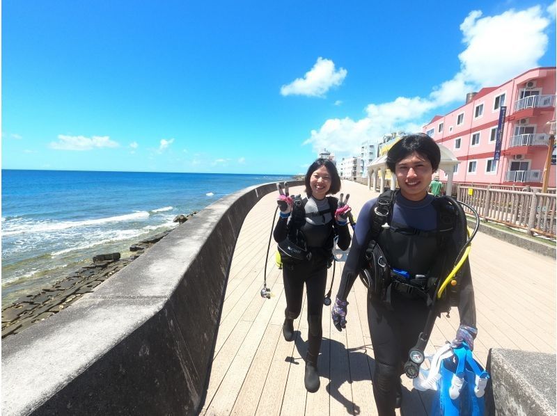北谷町≪体験ダイビング１ダイブ≫✨のんびりビーチから✨熱帯魚とサンゴのお花畑に感動✨初めてでも安心の貸切ツアー✨写真動画も無料！の紹介画像