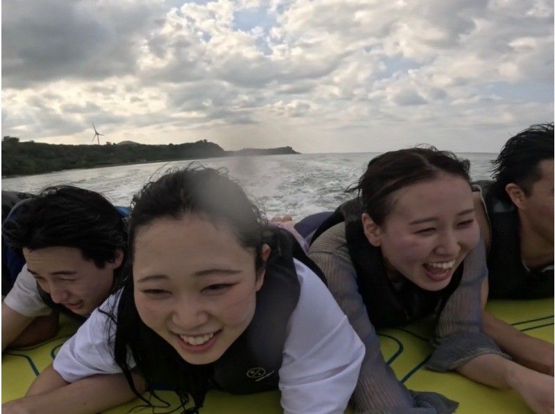 【名護市・今帰仁村・古宇利島】大絶叫お約束！！バナナボート等マリンチューブを当日の気分で3つ選べます！沖縄の海で快感と感動を爆発させましょうの紹介画像