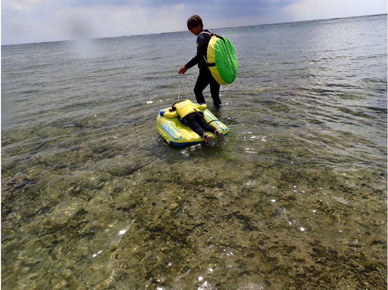 『家族限定』空港から30分【天然水族館シュノーケリング】ウミガメ・クマノミ・カラフルなお魚を探しに行くよ！｜海のテーマパークへ｜船酔いなしの紹介画像