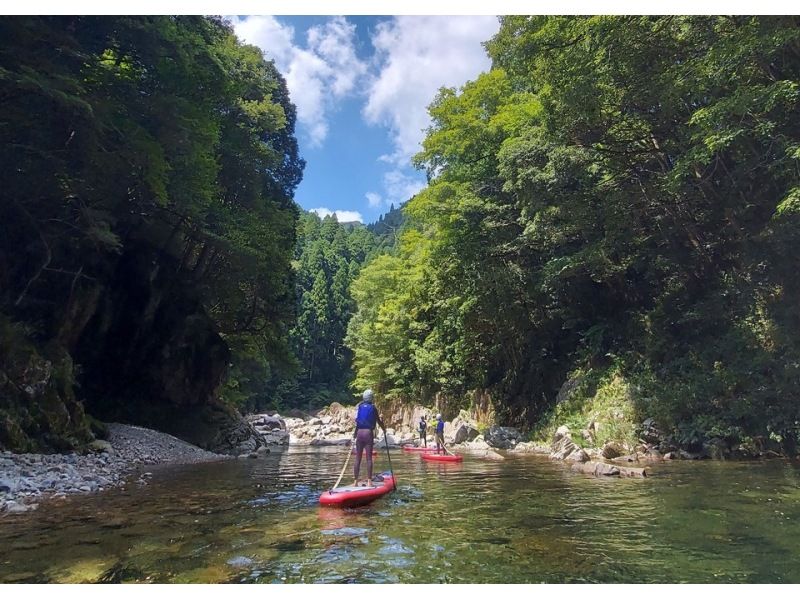 【広島・三段峡】SUP｜秘境三段峡の透き通る水の美しさでアクティブ＆リラックスの紹介画像