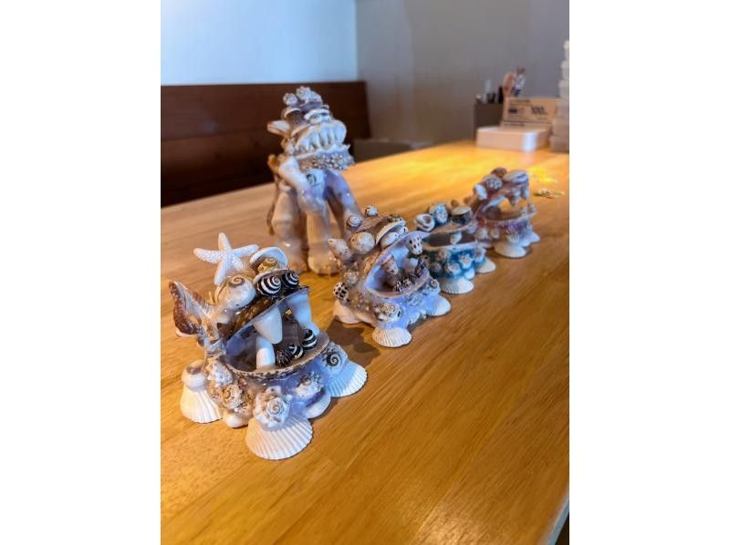 【沖縄・うるま市】貝殻シーサー作り体験｜海カフェ併設・当日持ち帰りOKの紹介画像