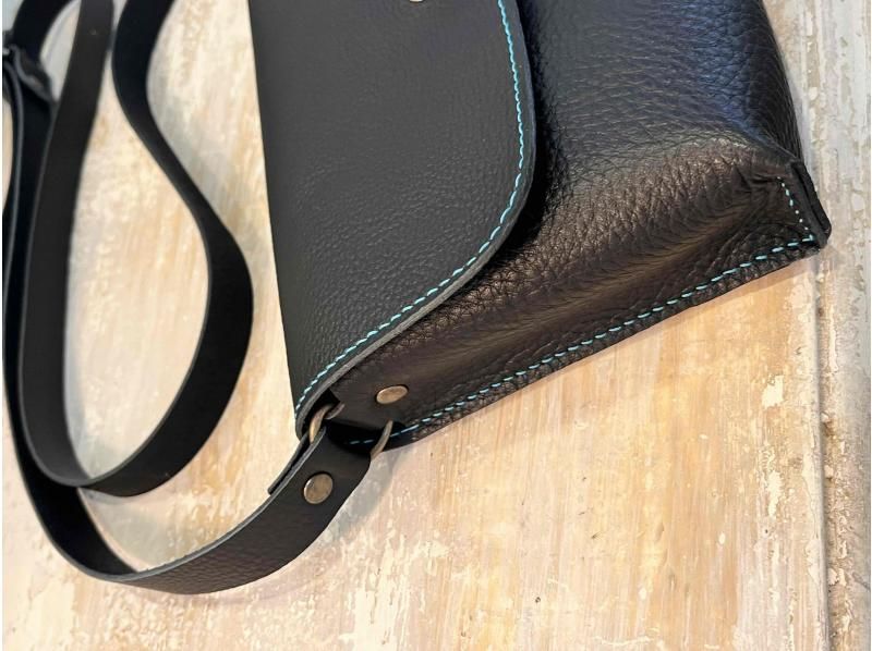 【山梨県・富士吉田市】長財布が入るショルダーバッグの手縫い体験！の紹介画像