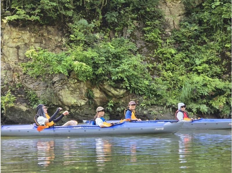 【福島・奥会津（金山町）】夕涼み霧幻峡カヤック｜自然の音に耳を傾ける贅沢。一日の終わりに心のリセットを。大人の休日・女子旅にの紹介画像
