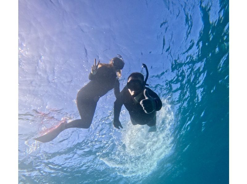 【沖縄・石垣】　スキンダイビングツアー　お一人～参加　OK！！【レンタル込み】【動画・写真プレゼント】【Gopro レンタル】【シャワー付】の紹介画像