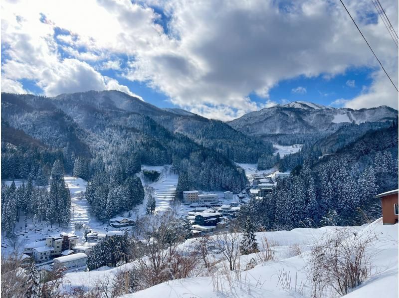 【兵庫・但馬／ハチ北】雪の森スノーシューガイドツアー　〜 ゲレンデを離れ、静寂の冬山を歩く 〜 の紹介画像