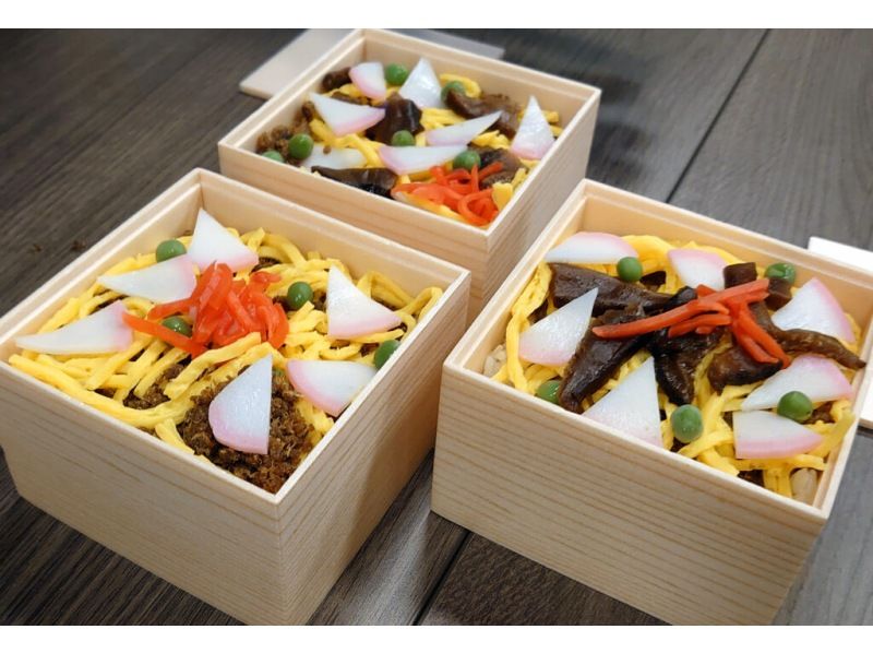 「体験」＋「ランチ」＋「お土産」　丹後のばらずし作り体験の紹介画像