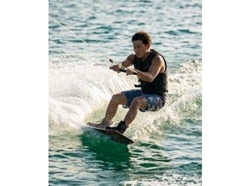 【宜野湾市】ウェイクボート★初心者・経験者どなたでも歓迎!! 【宜野湾市】ウェイクボート★初心者・経験者どなたでも歓迎!!
